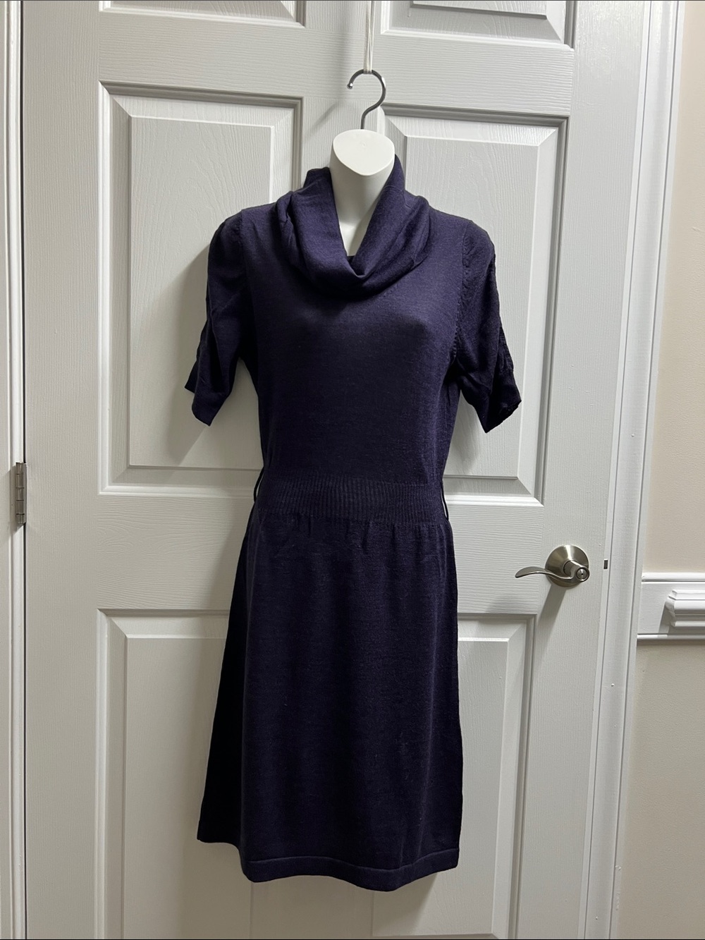 The Limited sweater dress women’s Cowl Neck Knit wool dark purple medium M 556